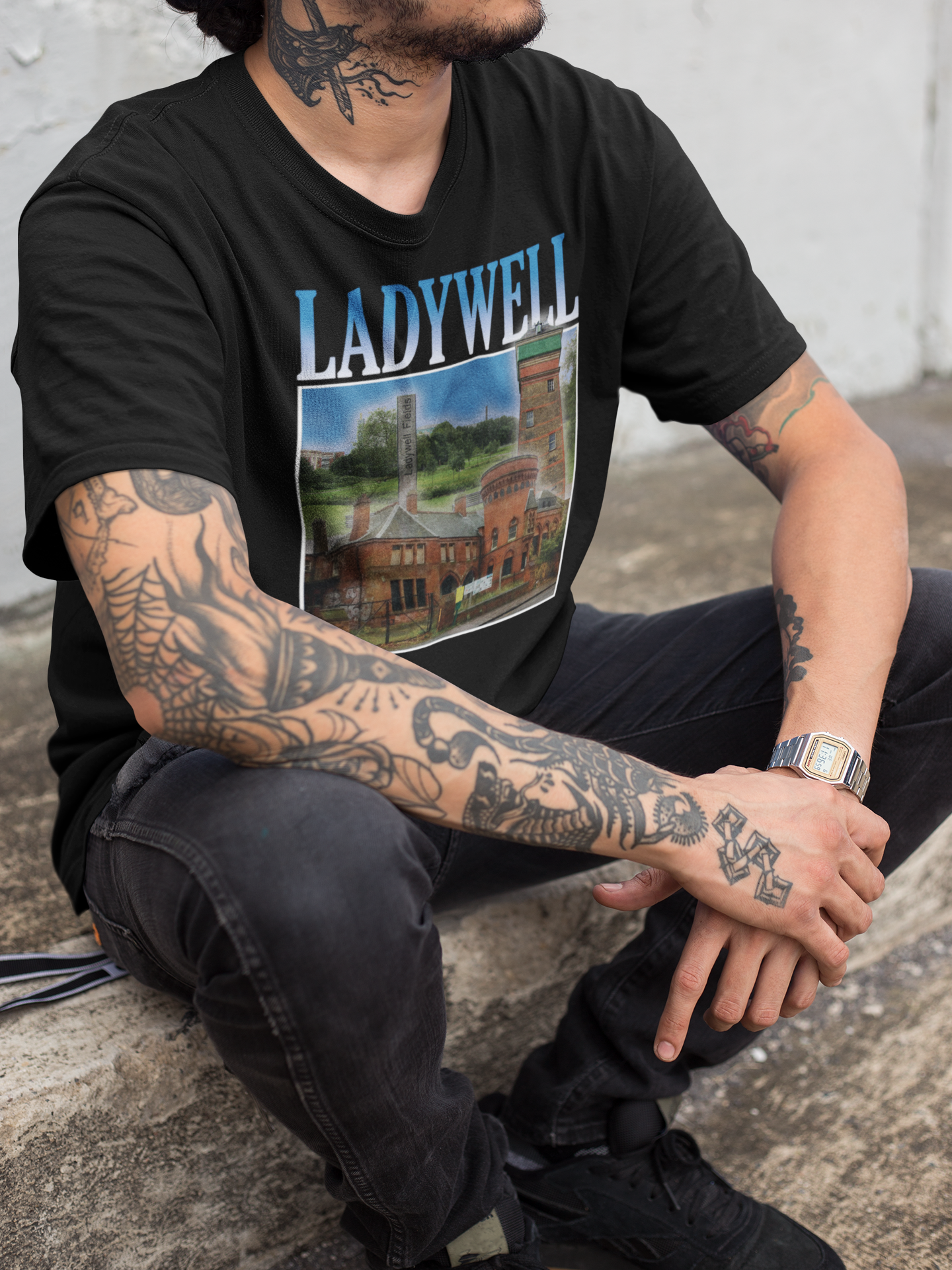 Ladywell 90s Style Unisex T-Shirt